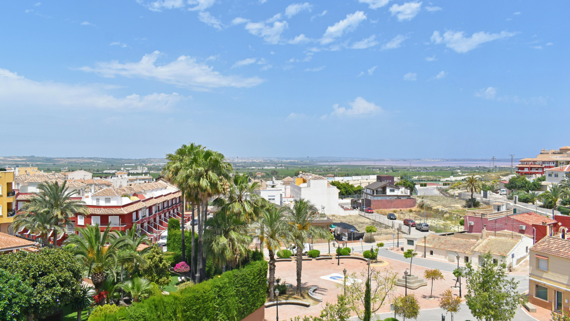 Resale - Commercial - San Miguel de Salinas