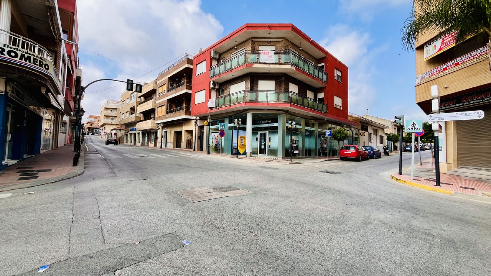 Resale - Commercial - San Miguel de Salinas