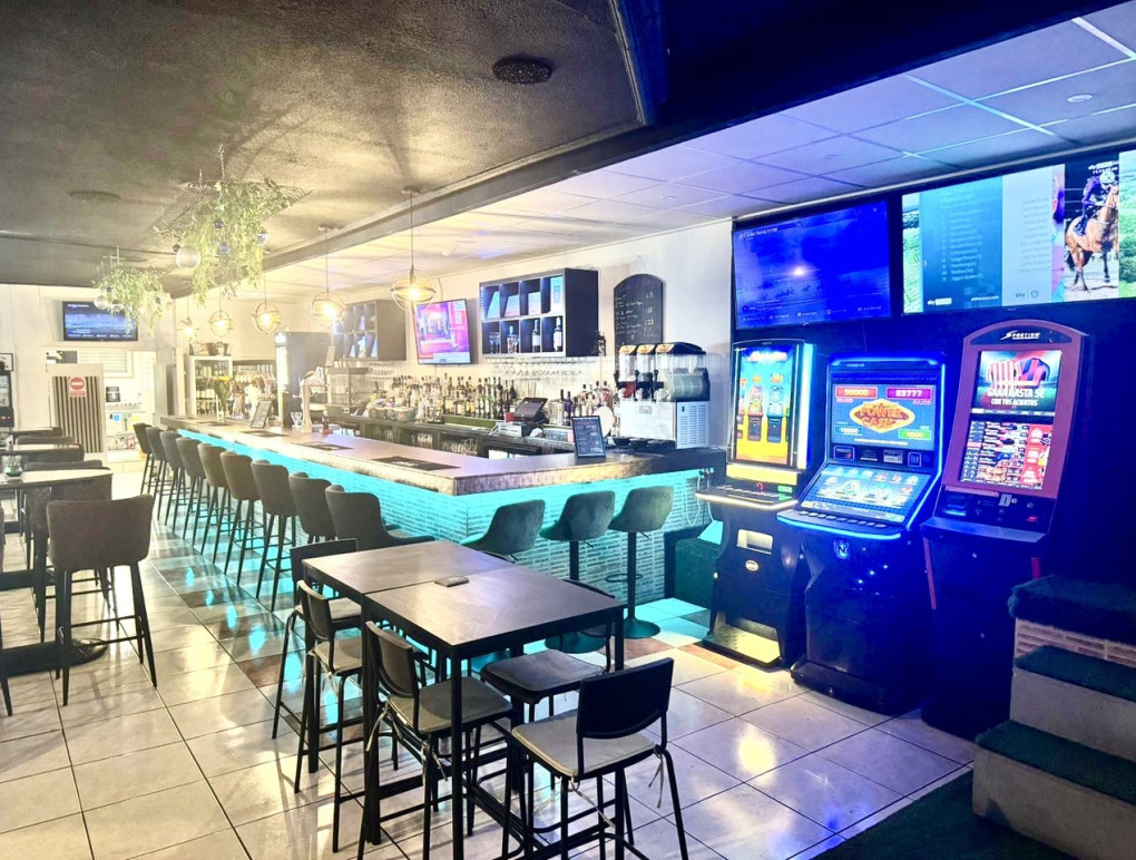Resale - Commercial - San Miguel de Salinas