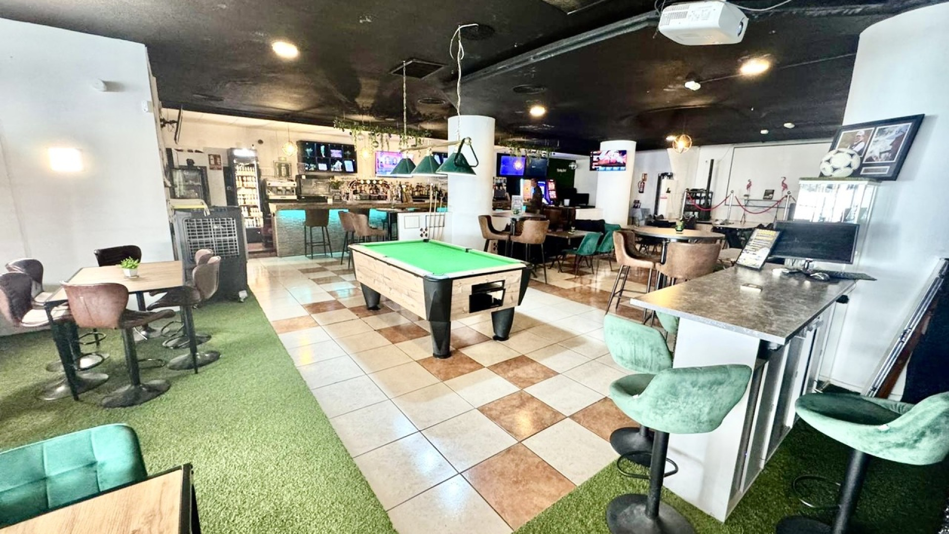 Resale - Commercial - San Miguel de Salinas