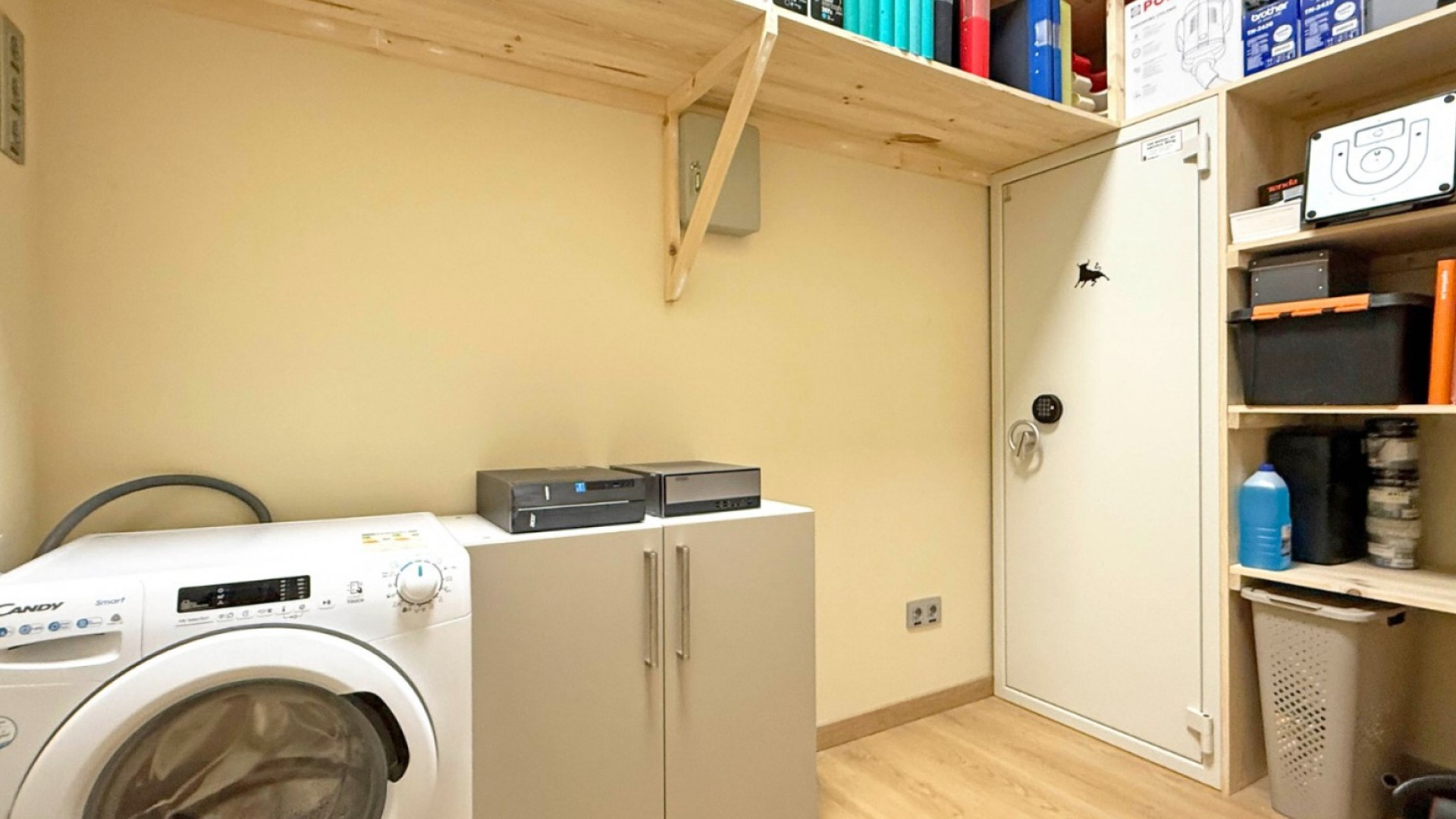 Resale - Commercial - Torrevieja