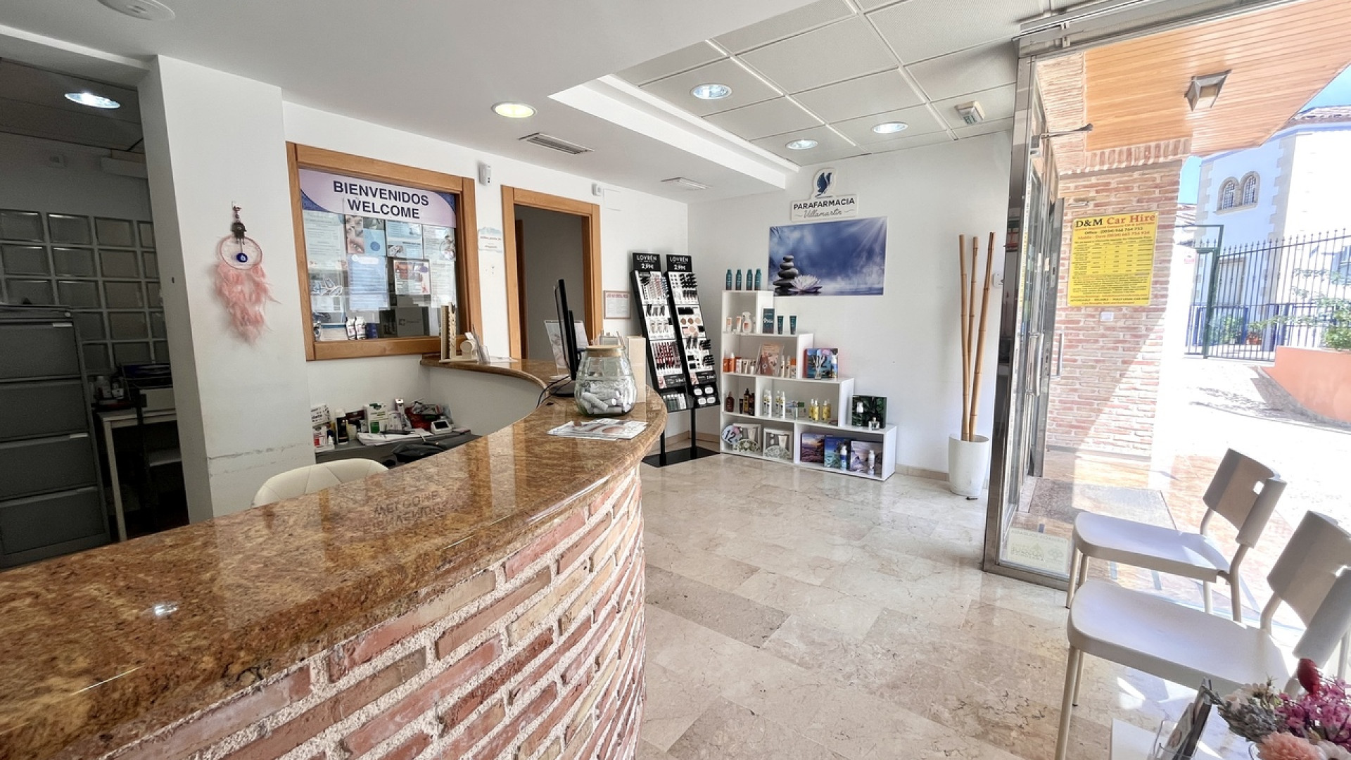 Resale - Commercial - Villamartin