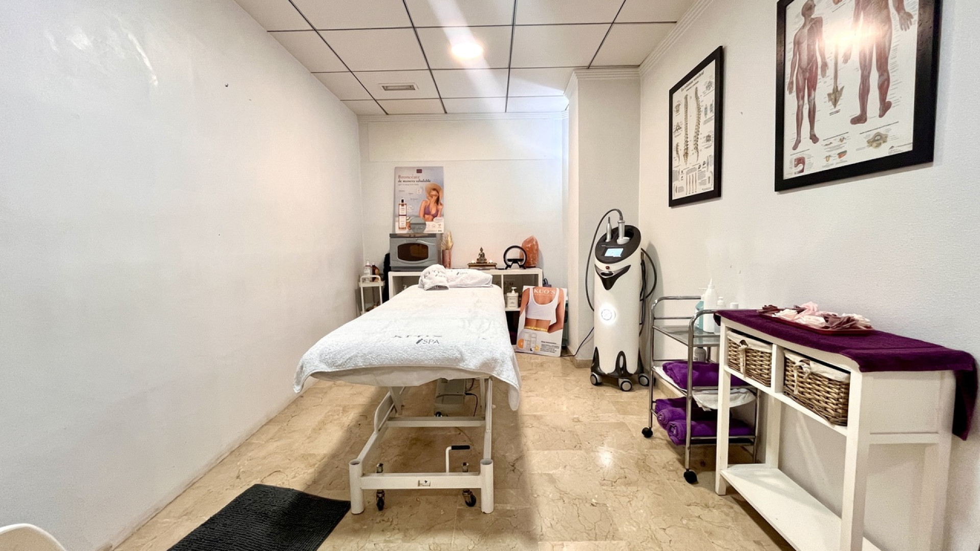 Resale - Commercial - Villamartin