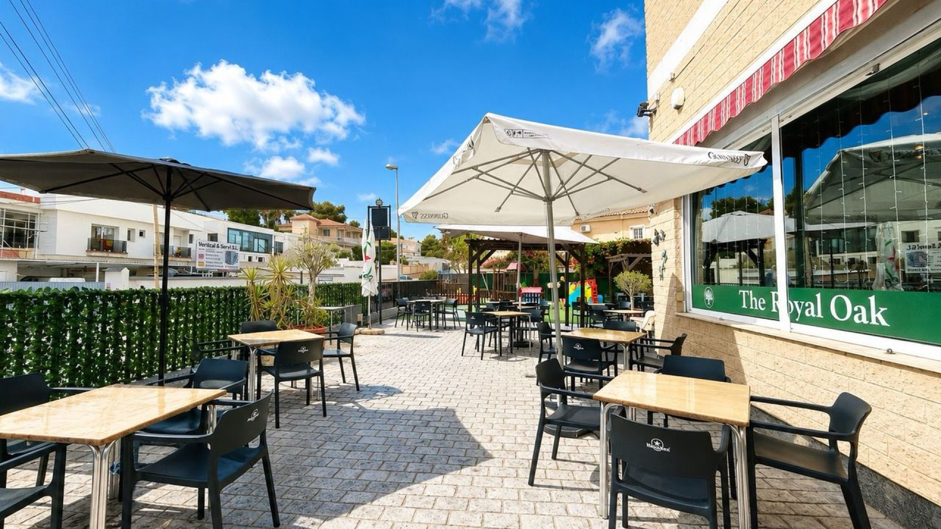 Resale - Commercial - Villamartin