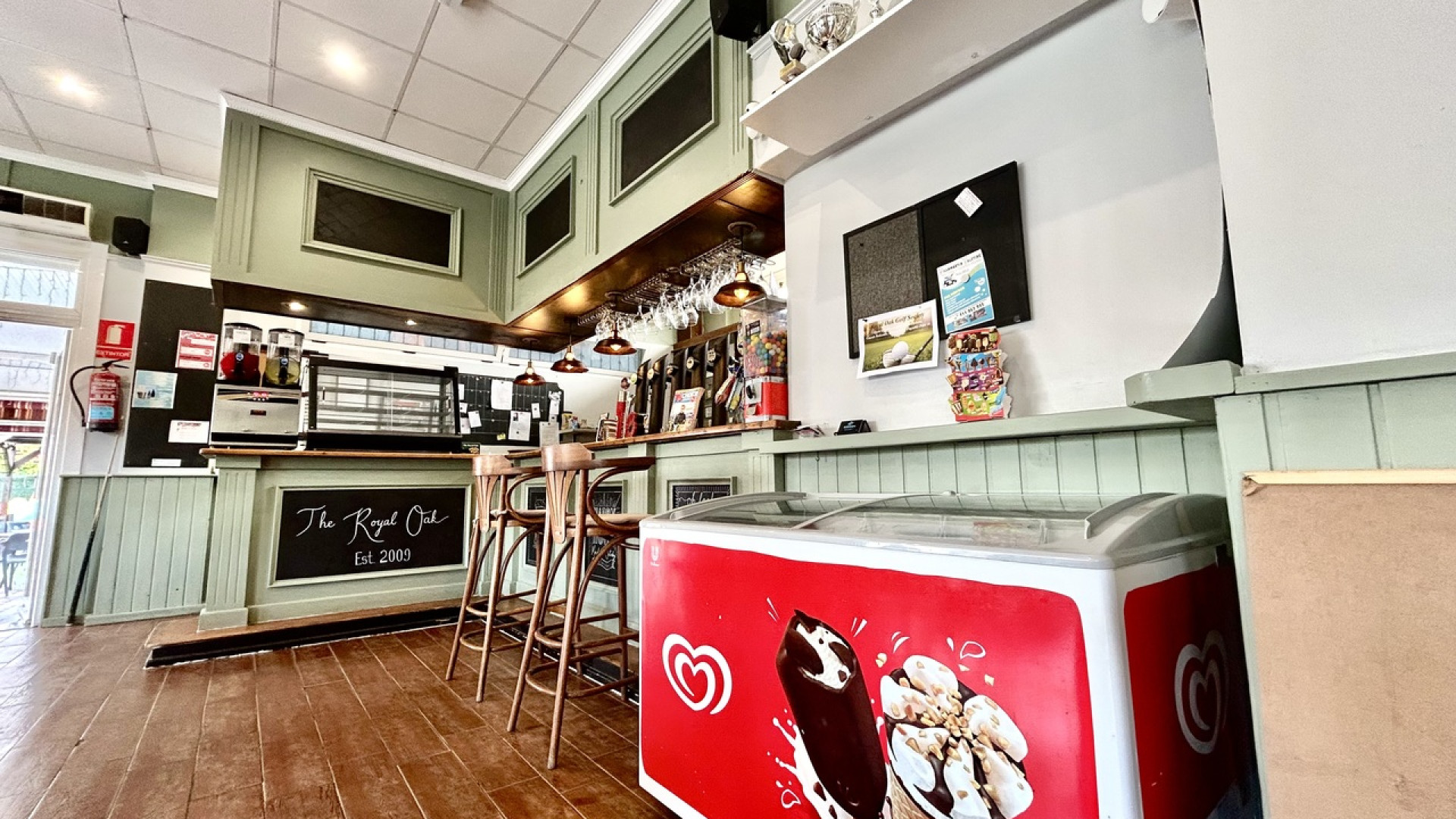 Resale - Commercial - Villamartin