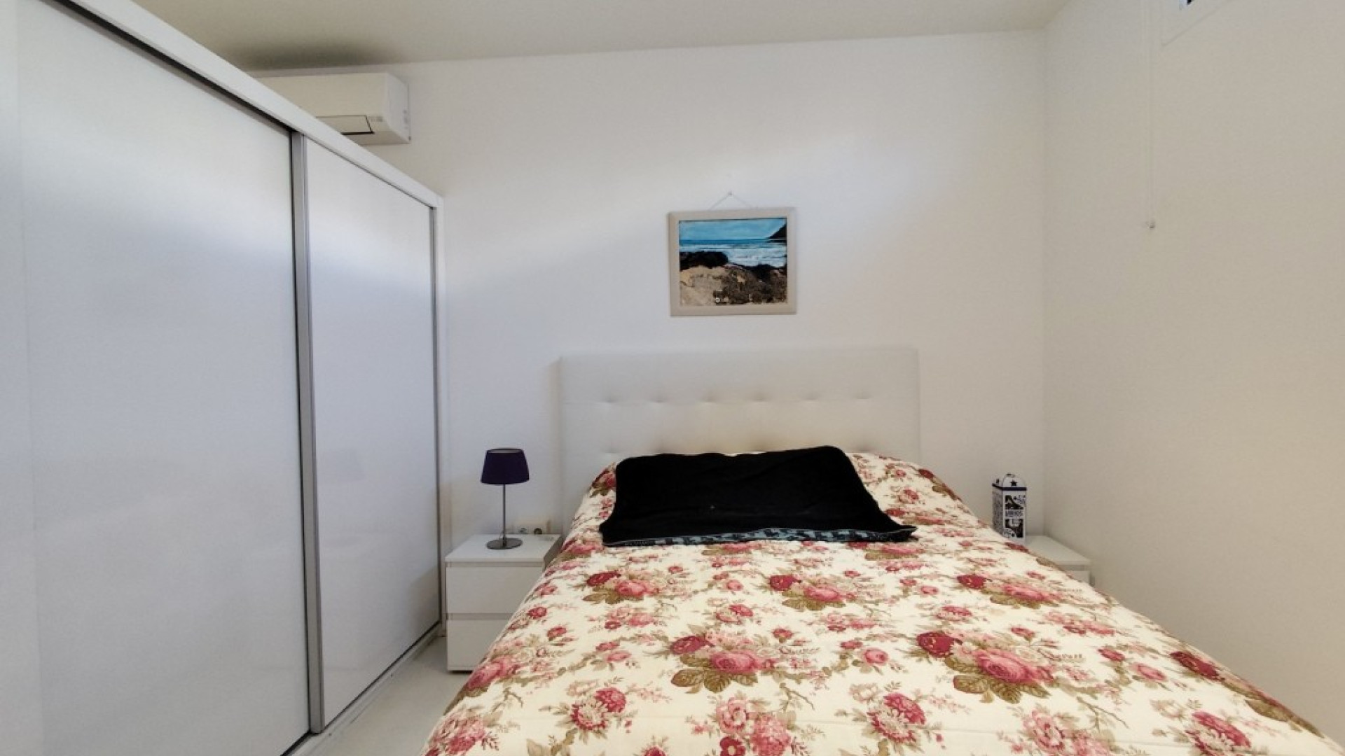Resale - Corner townhouse - Torrevieja