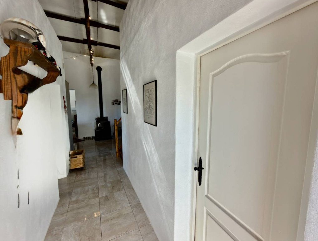 Resale - Country Property - Dolores