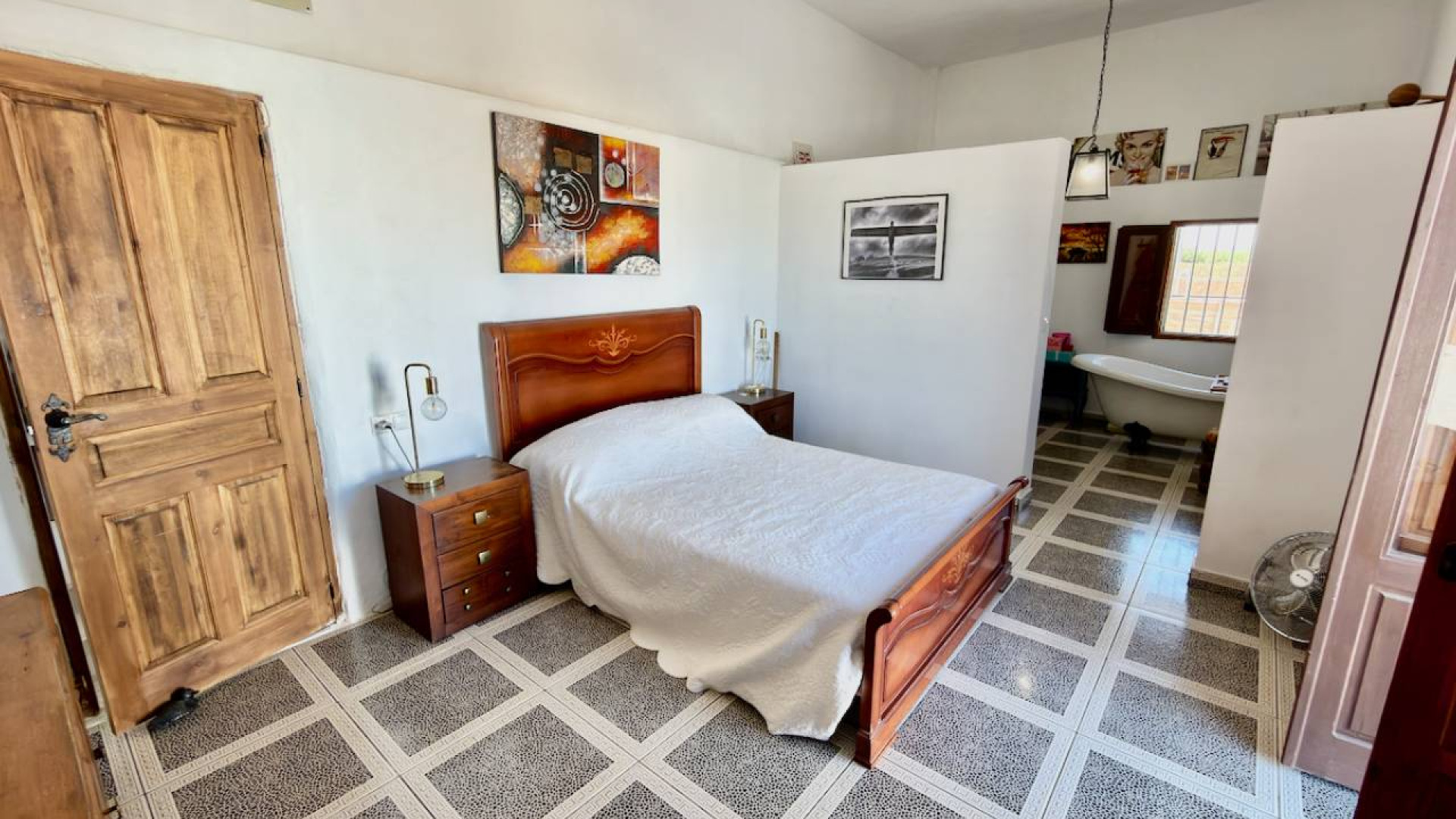 Resale - Country Property - Dolores