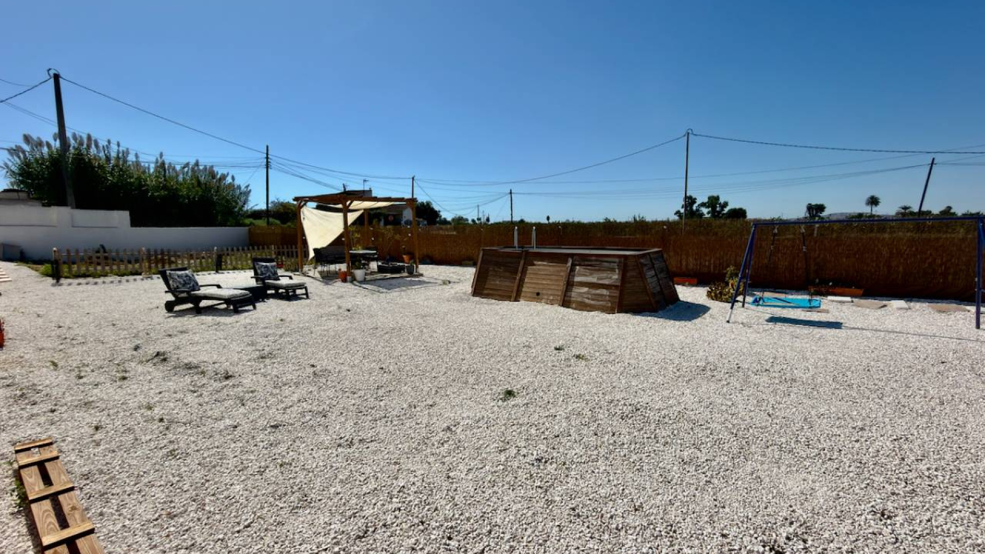 Resale - Country Property - Dolores