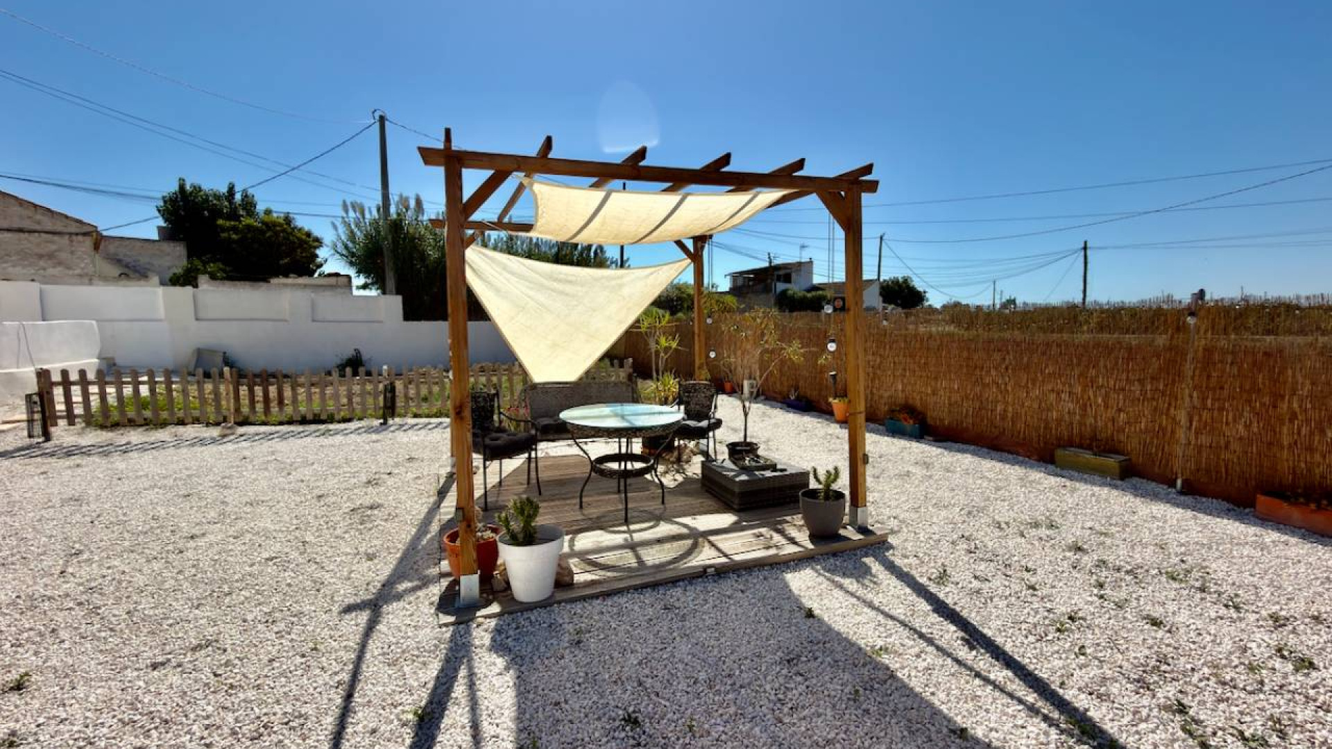 Resale - Country Property - Dolores
