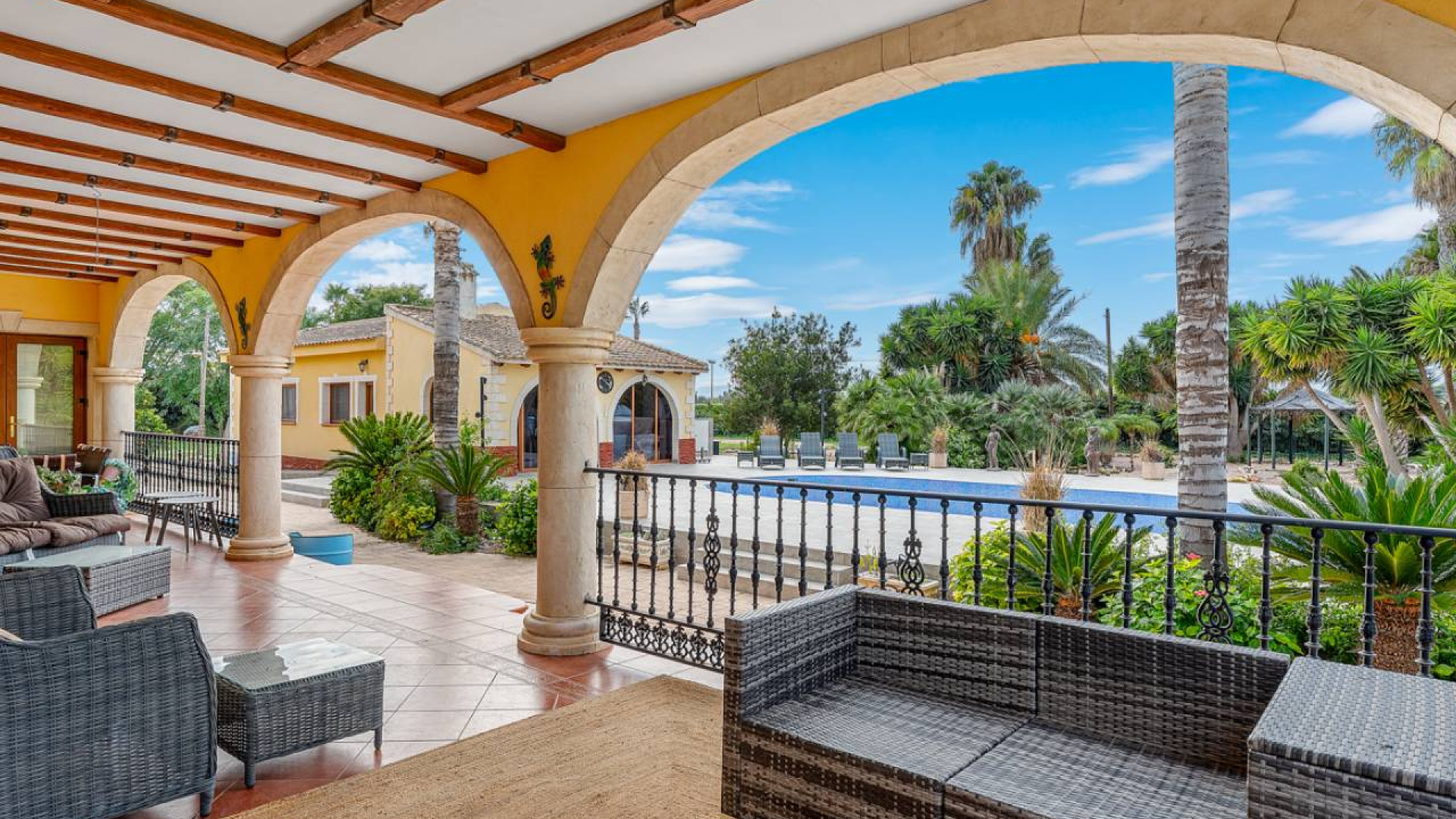 Resale - Country Property - Orihuela