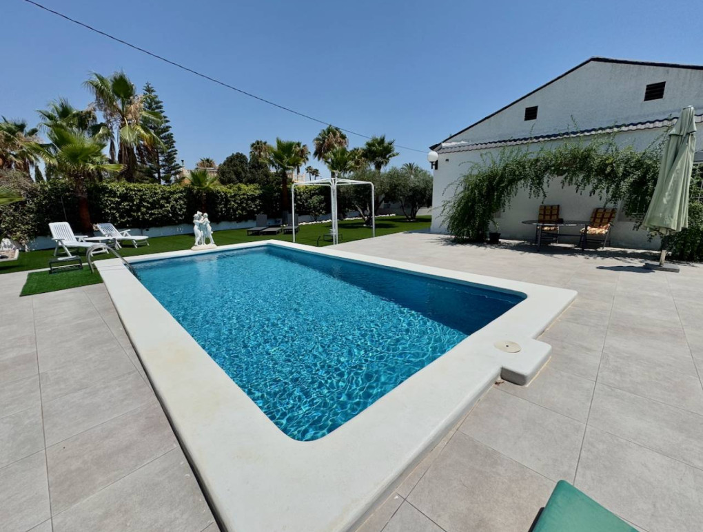 Resale - Country Property - Torrellano