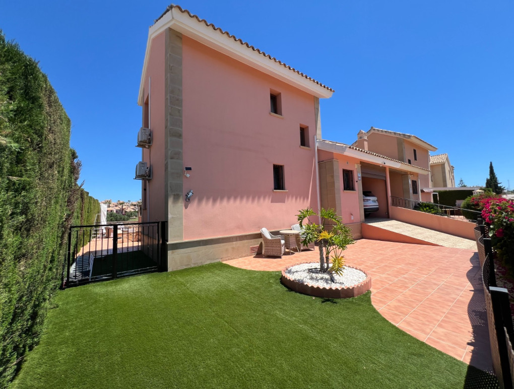 Resale - Detached Villa - Algorfa - La Finca Golf Resort