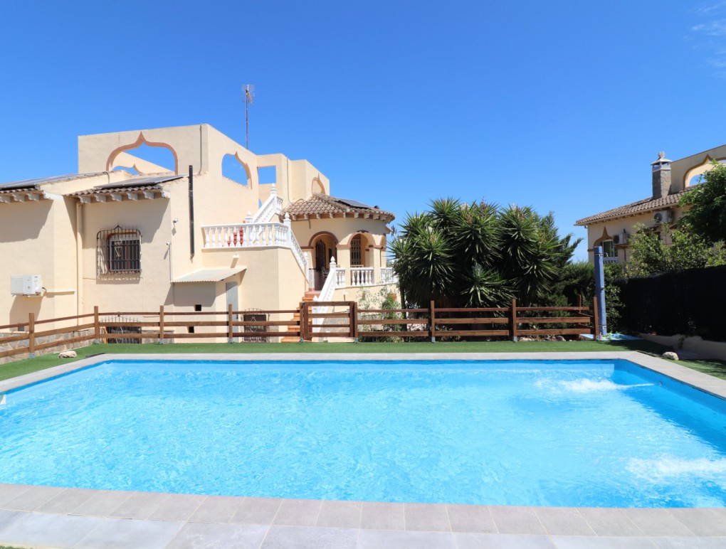 Resale - Detached Villa - Algorfa - Lomas de La Juliana