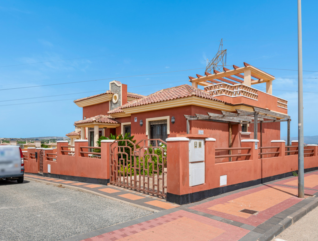 Resale - Detached Villa - Algorfa