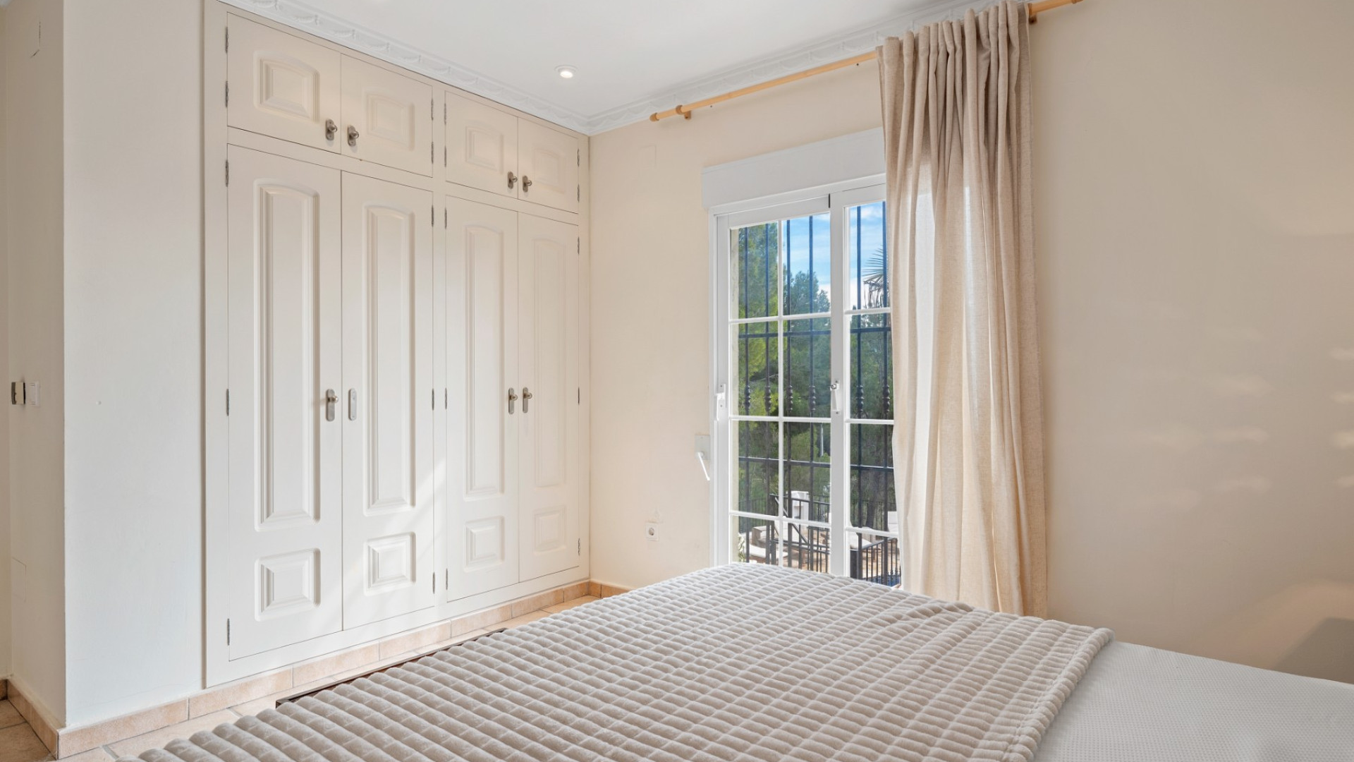 Resale - Detached Villa - Altea