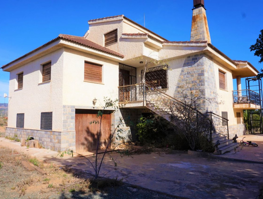 Resale - Detached Villa - Balsicas