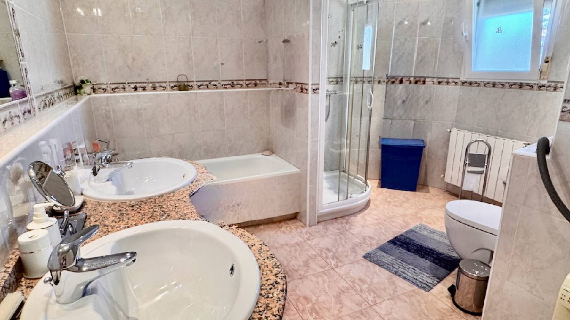 Resale - Detached Villa - Benferri