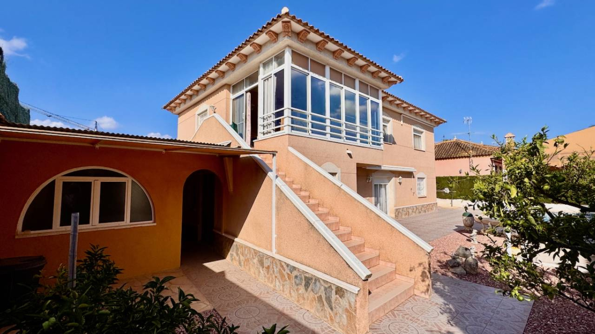 Resale - Detached Villa - Benferri