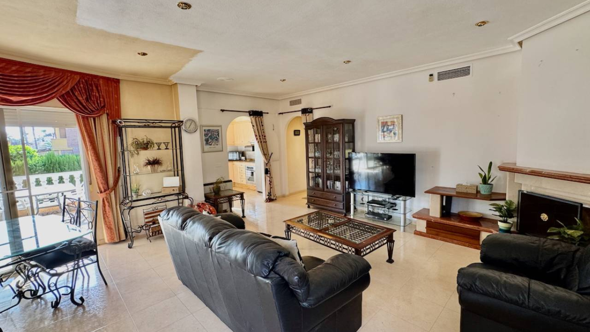 Resale - Detached Villa - Benferri