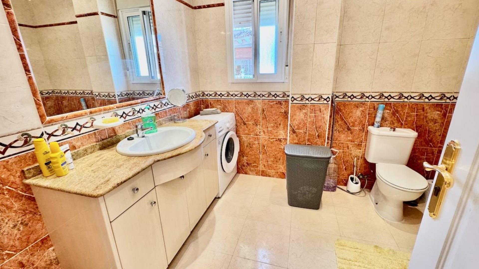 Resale - Detached Villa - Benferri