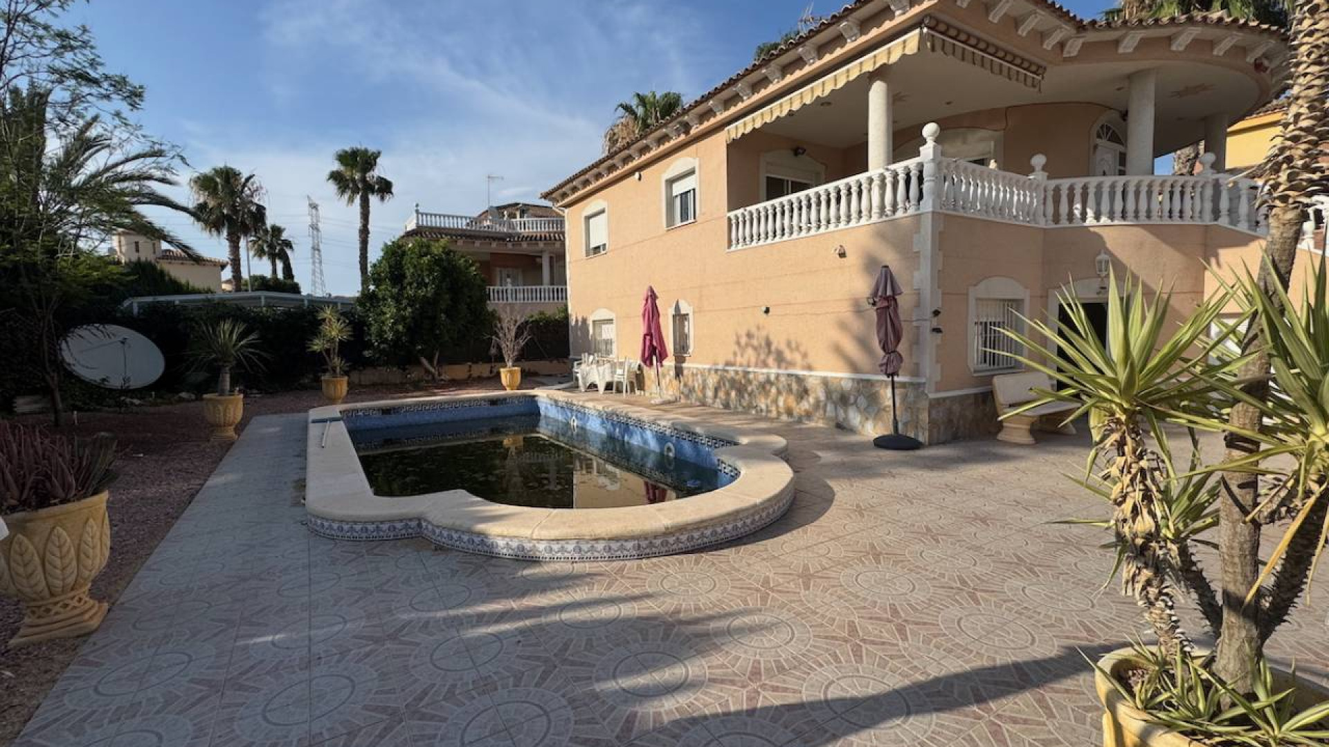 Resale - Detached Villa - Benferri