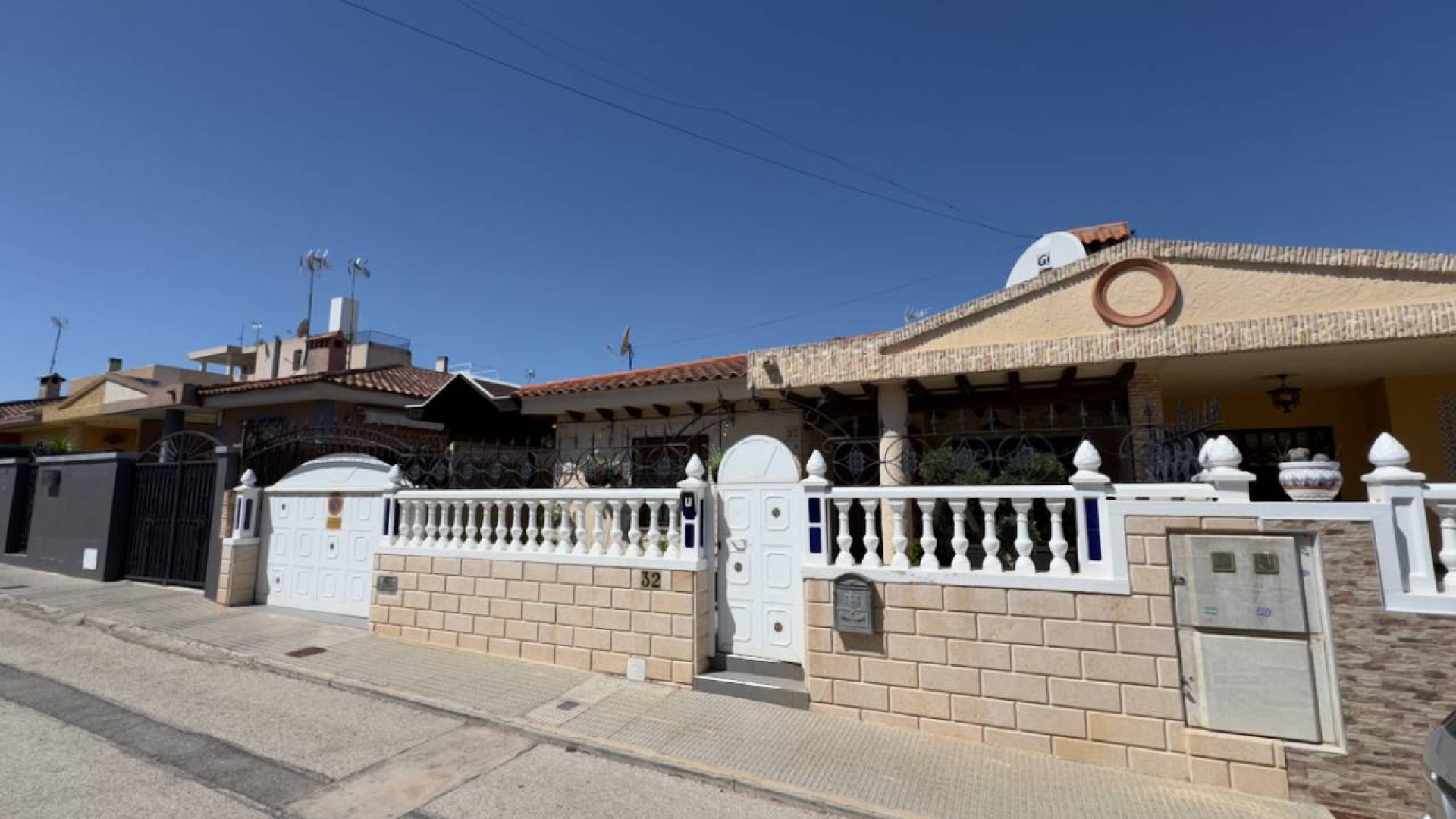 Resale - Detached Villa - Benijófar - Benijofar