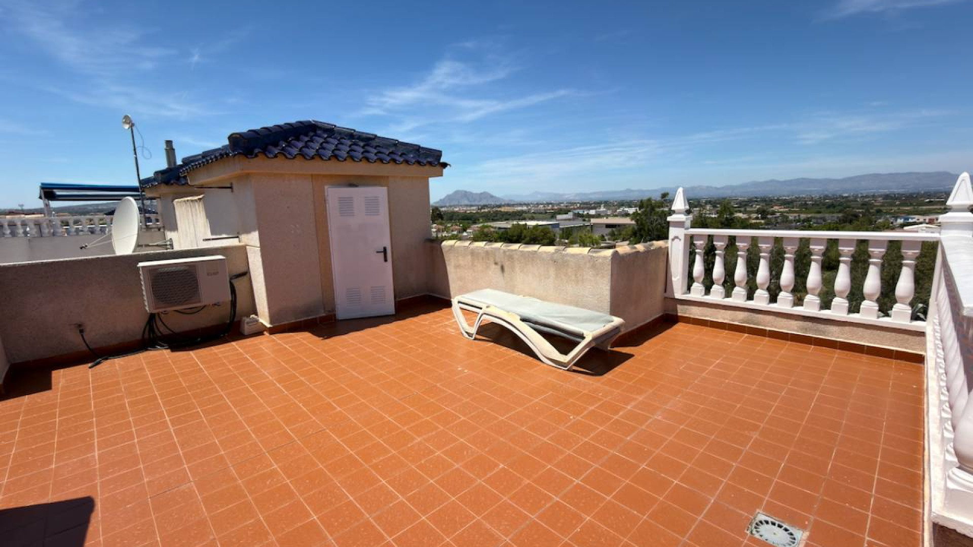 Resale - Detached Villa - Benimar