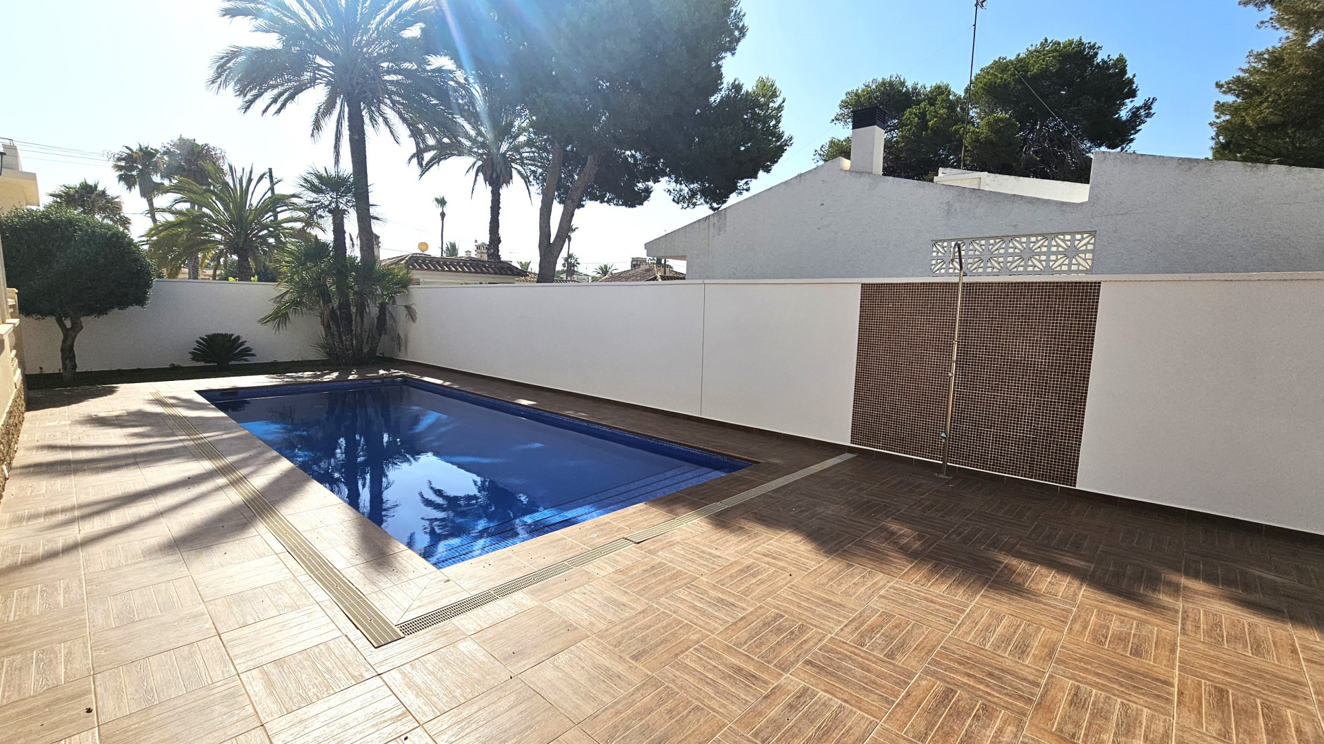 Resale - Detached Villa - Cabo Roig