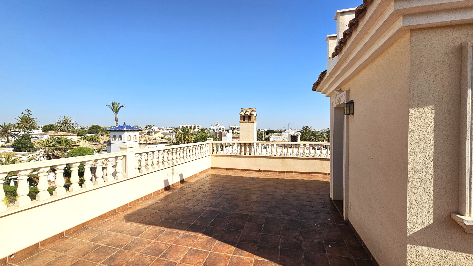 Resale - Detached Villa - Cabo Roig