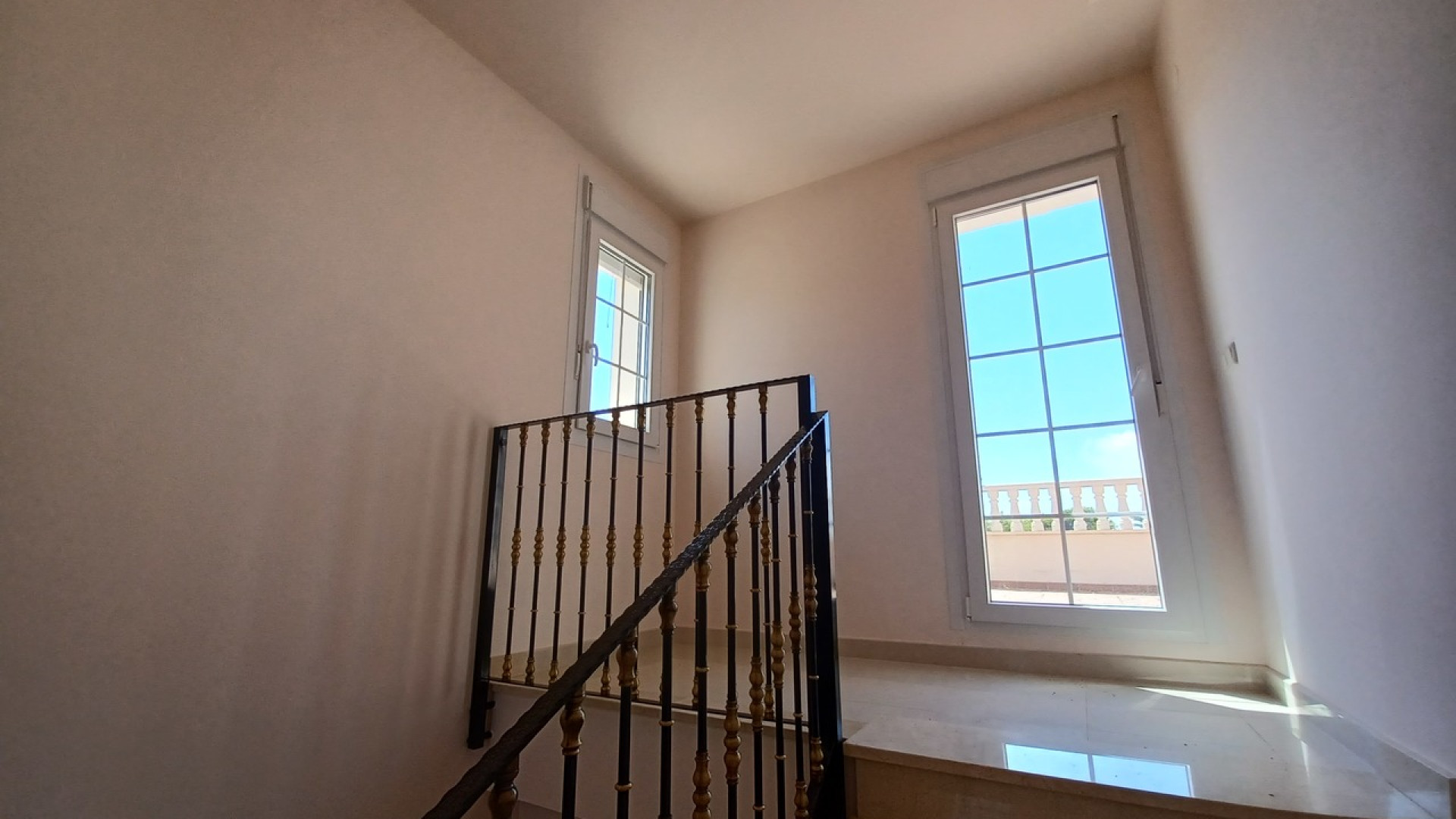 Resale - Detached Villa - Cabo Roig