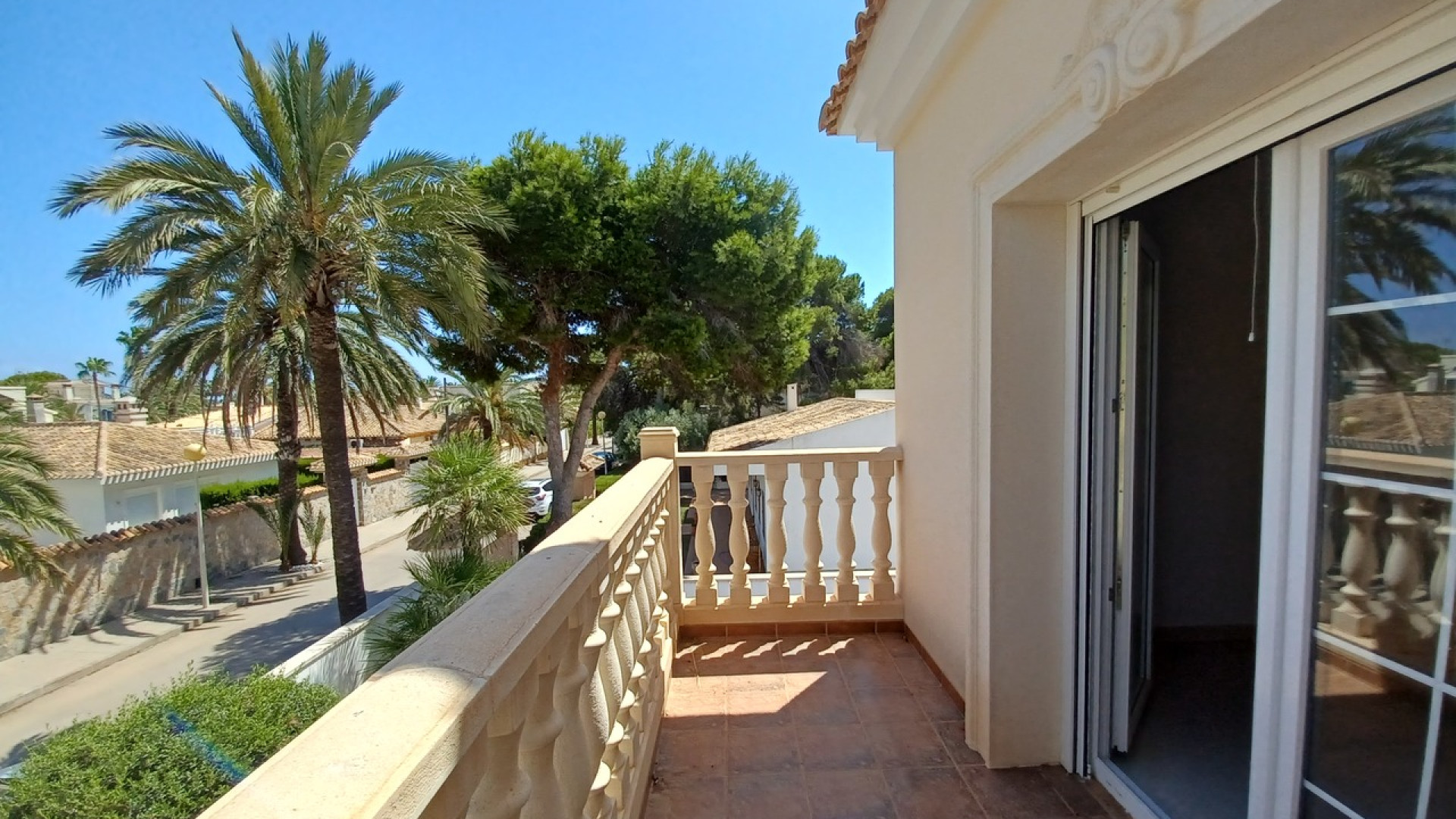 Resale - Detached Villa - Cabo Roig