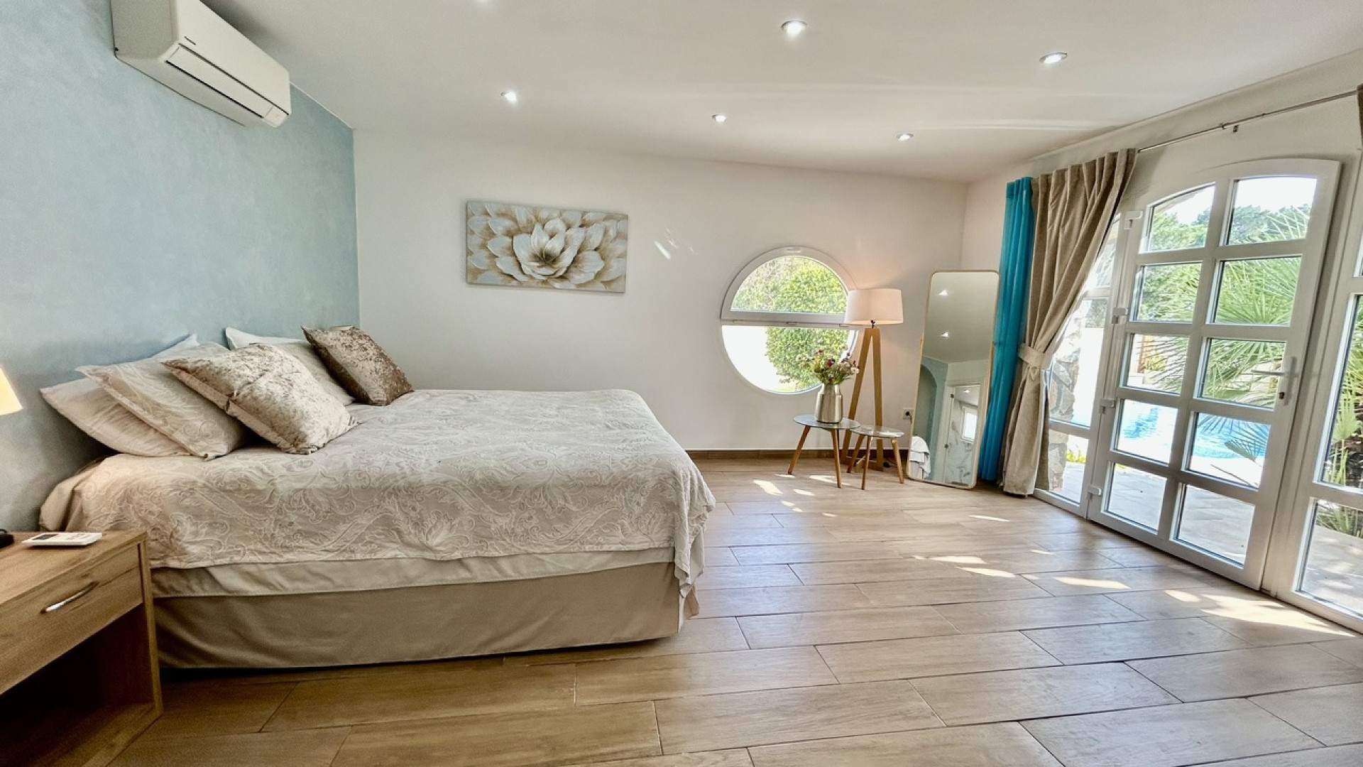 Resale - Detached Villa - Cabo Roig