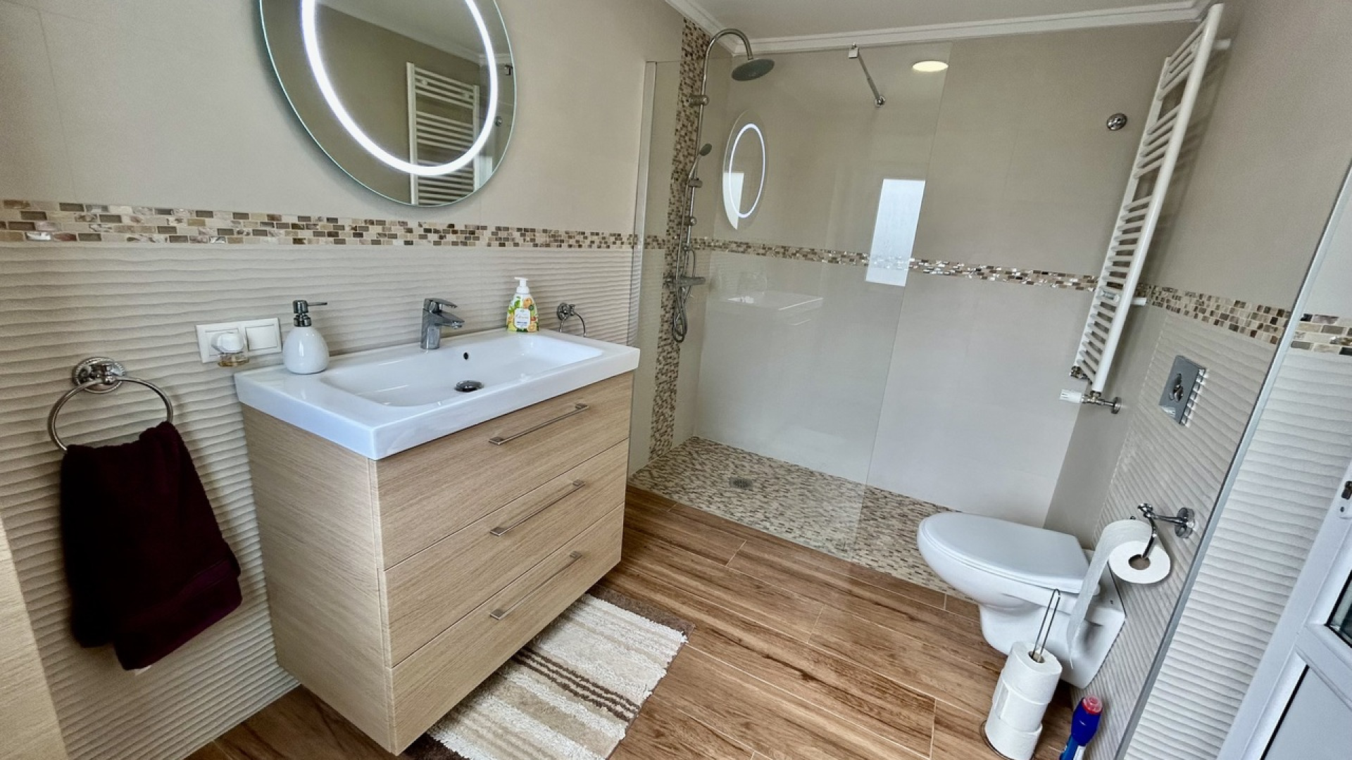 Resale - Detached Villa - Cabo Roig