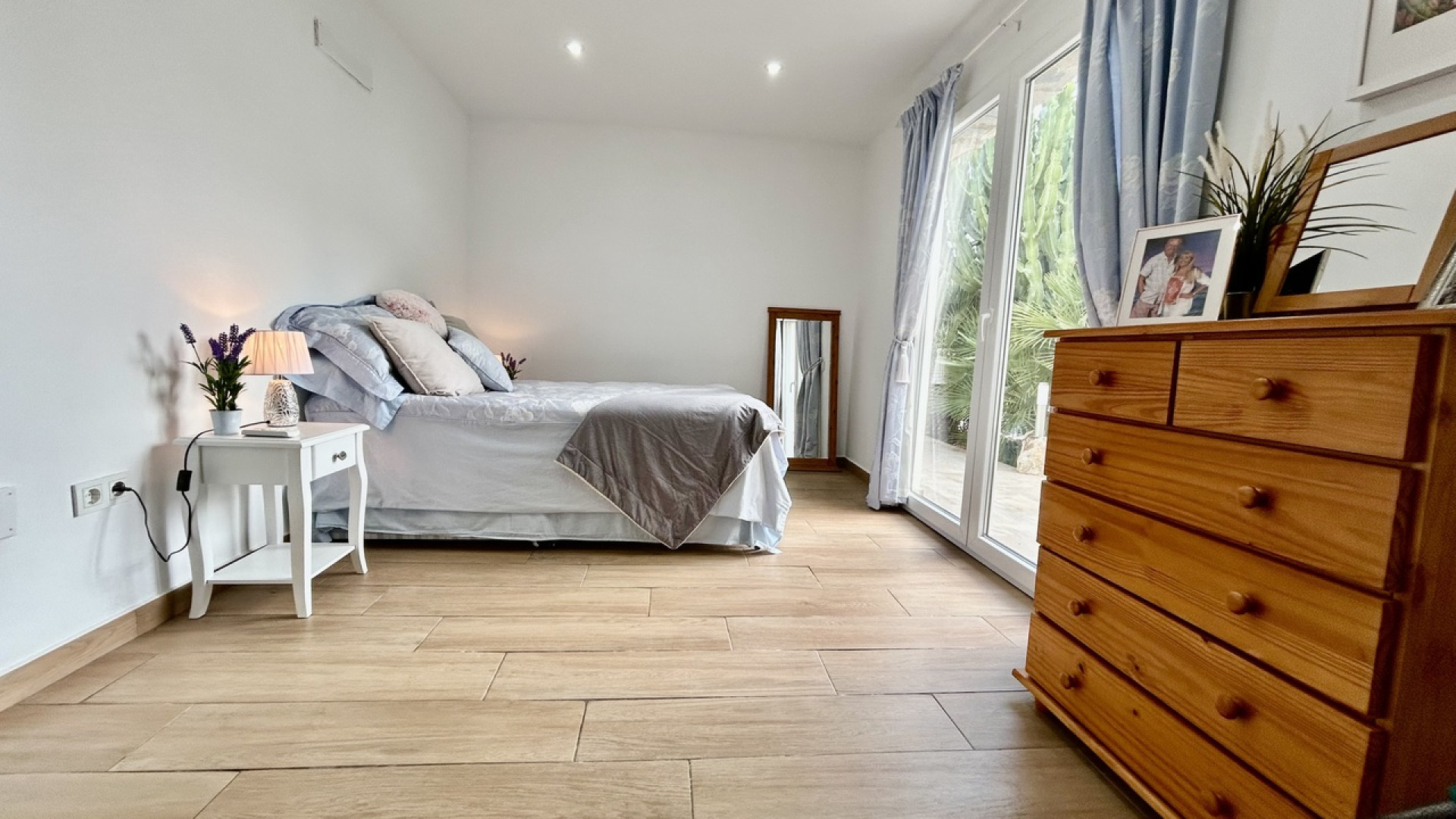 Resale - Detached Villa - Cabo Roig