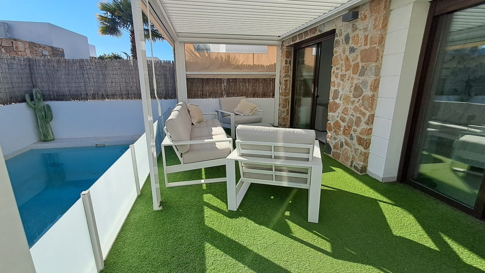 Resale - Detached Villa - Cabo Roig