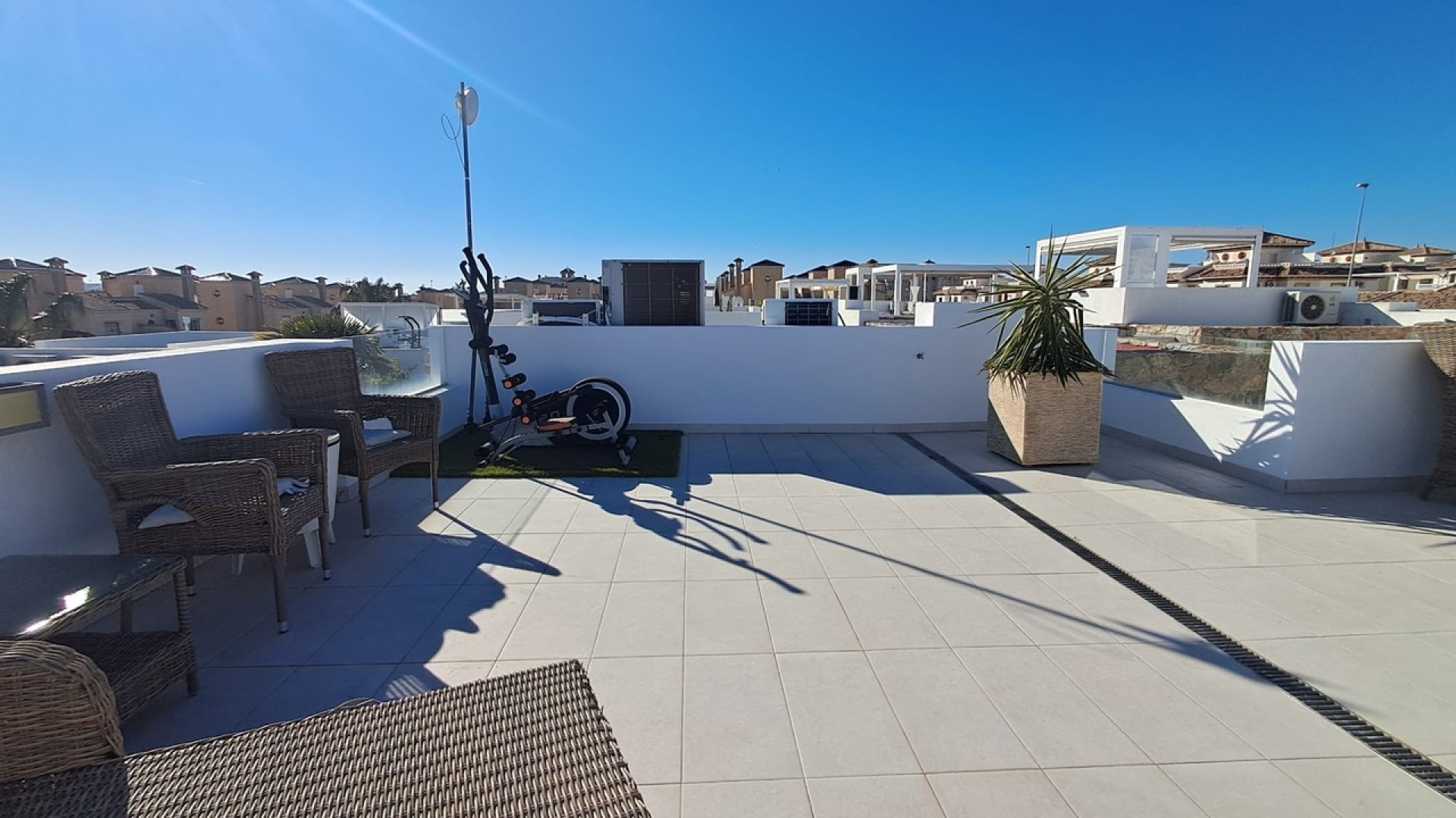 Resale - Detached Villa - Cabo Roig