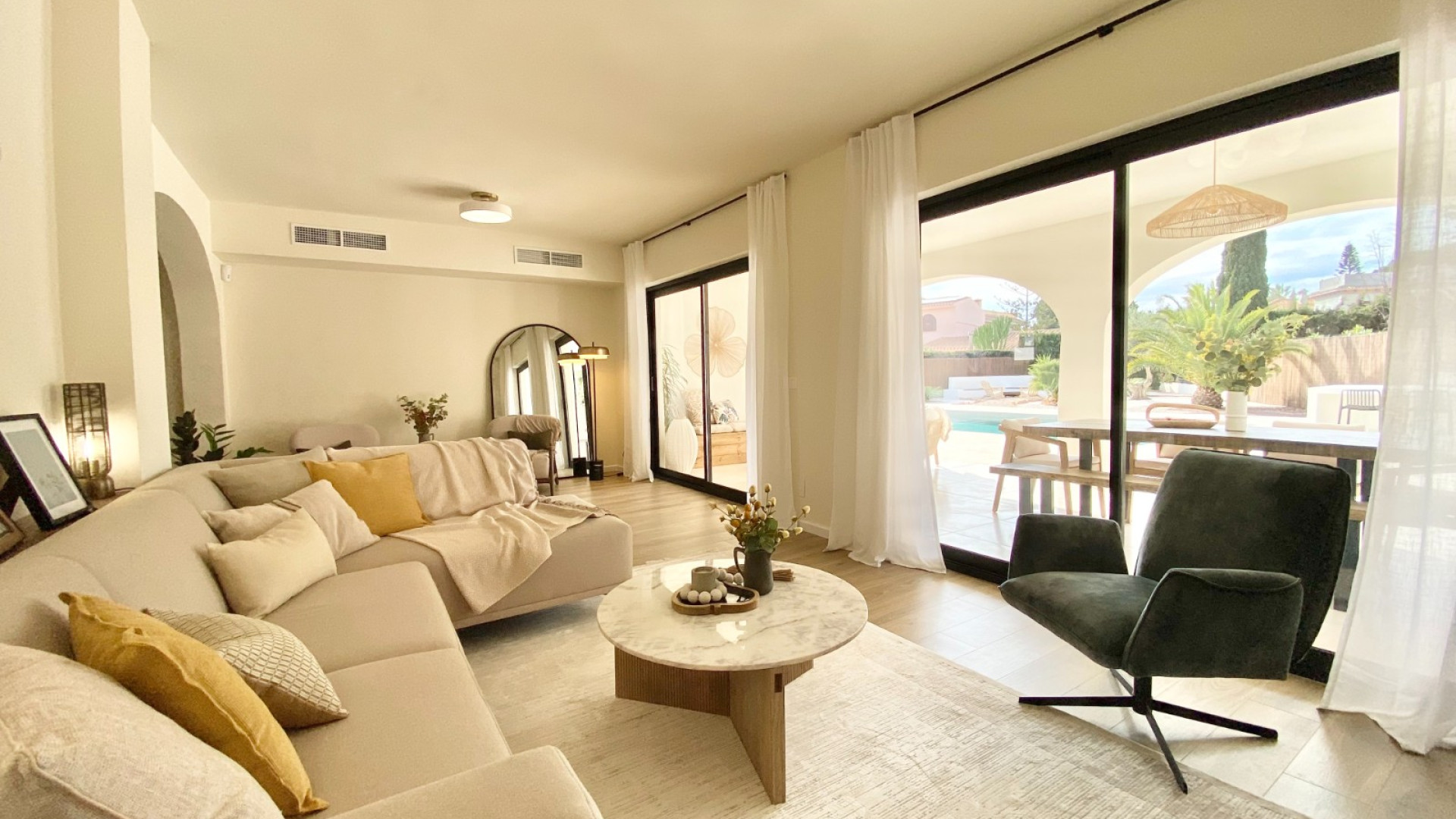Resale - Detached Villa - Cabo Roig