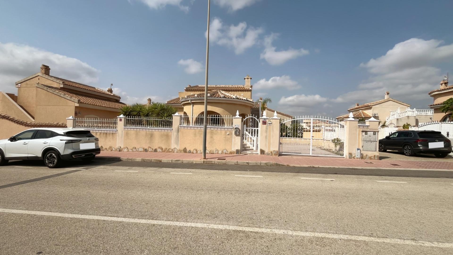 Resale - Detached Villa - Ciudad Quesada - Airstrip
