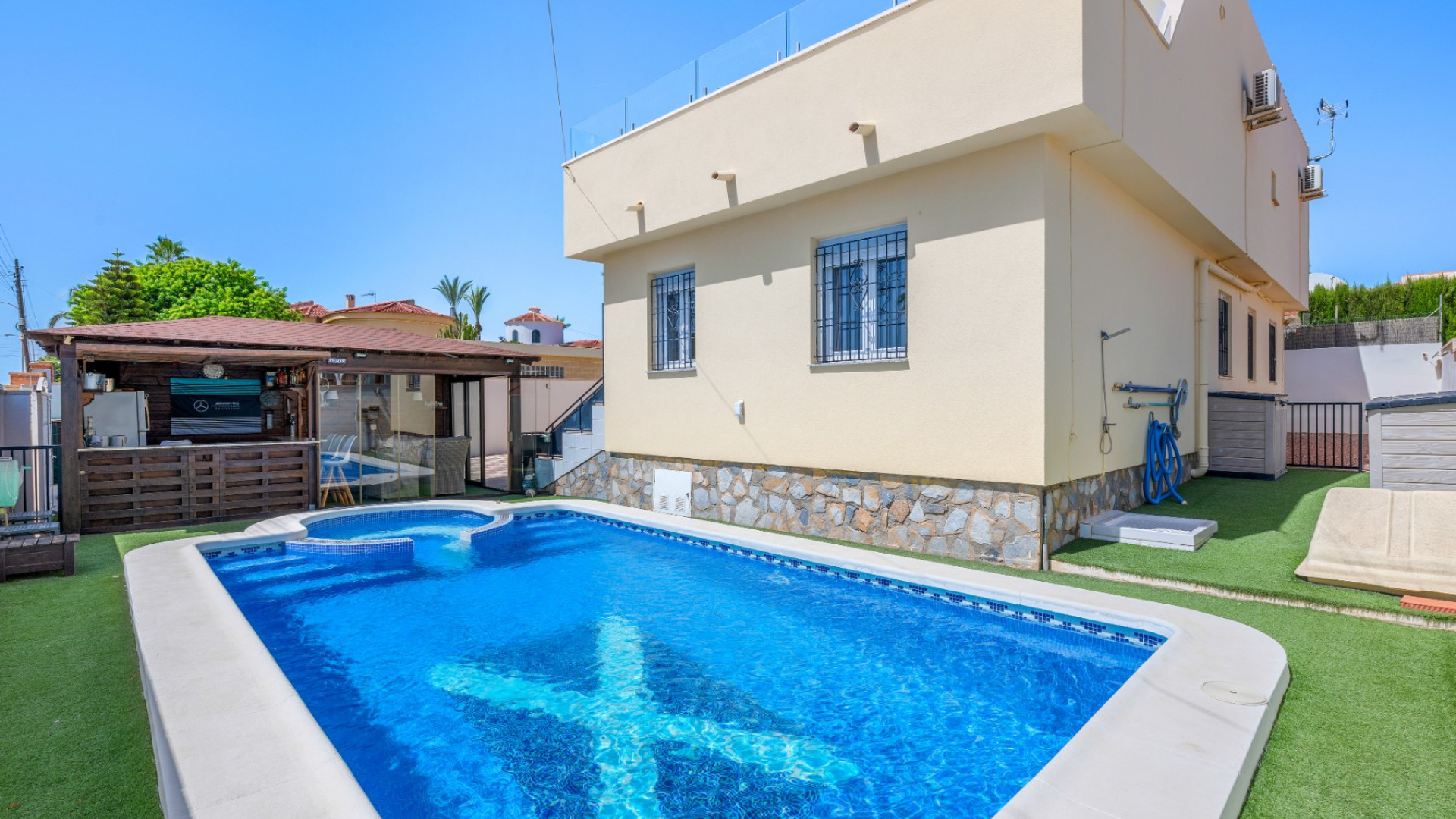 Resale - Detached Villa - Ciudad Quesada - Center