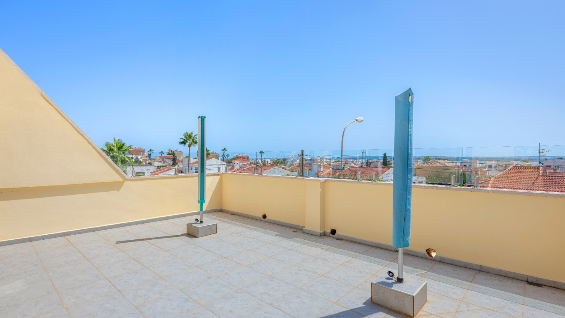 Resale - Detached Villa - Ciudad Quesada - Center