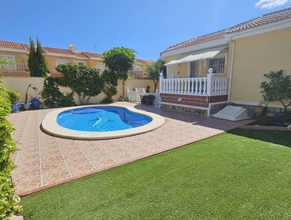 Resale - Detached Villa - Ciudad Quesada - Doña Pepa