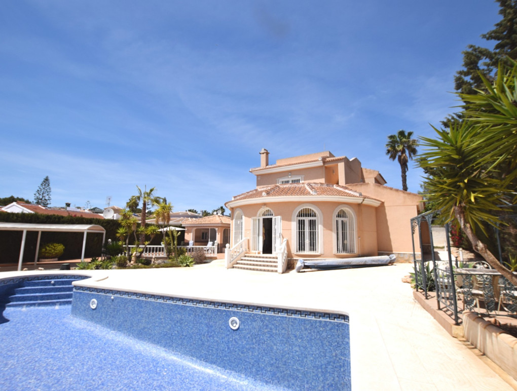 Resale - Detached Villa - Ciudad Quesada - Pueblo Bravo