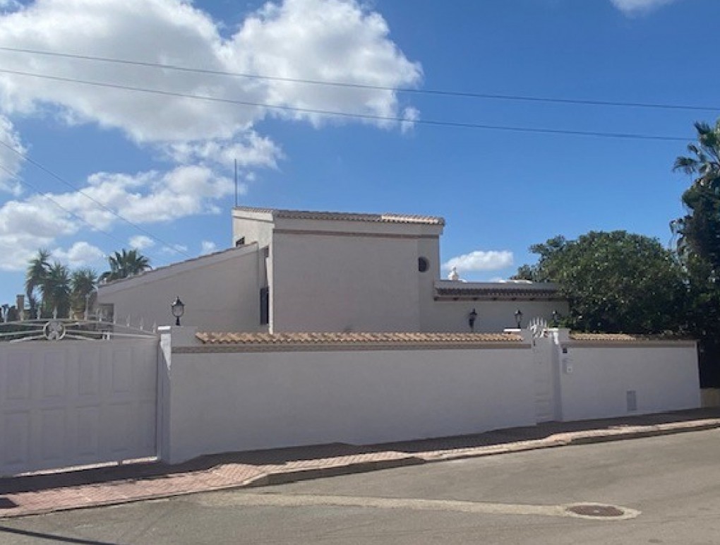 Resale - Detached Villa - Ciudad Quesada
