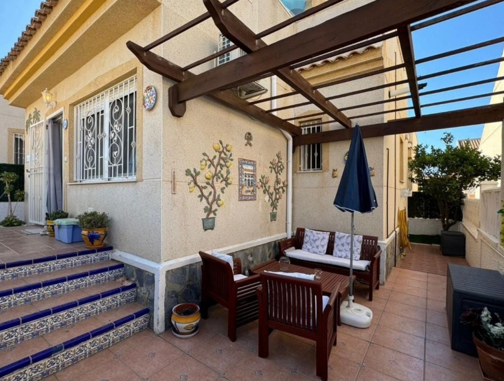 Resale - Detached Villa - Ciudad Quesada