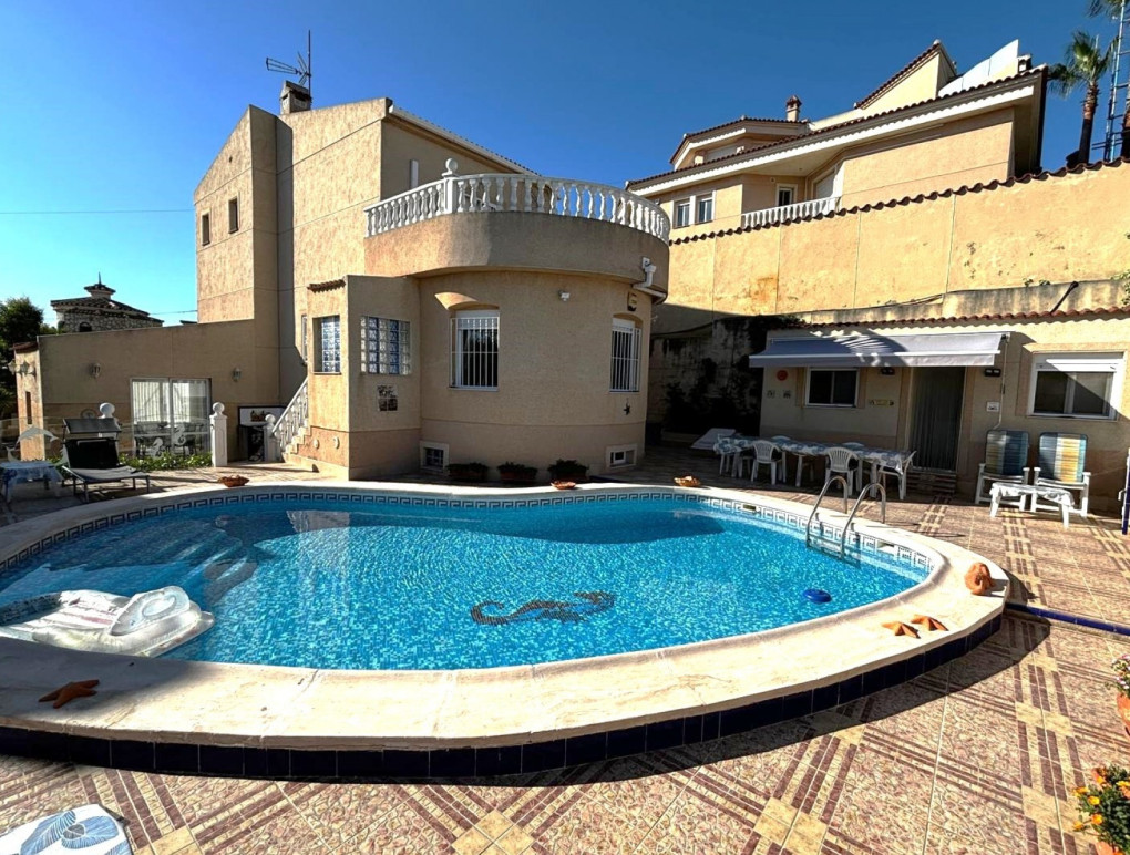 Resale - Detached Villa - Ciudad Quesada