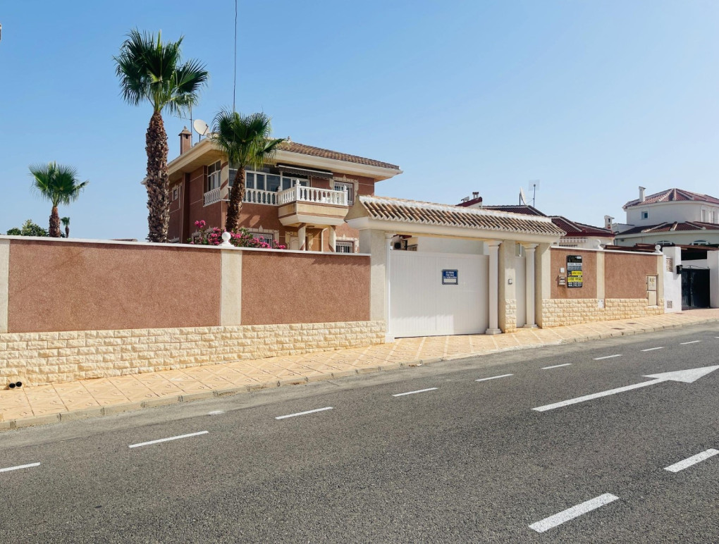 Resale - Detached Villa - Ciudad Quesada