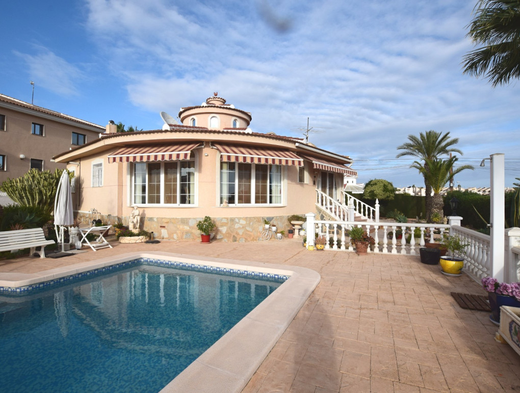 Resale - Detached Villa - Ciudad Quesada