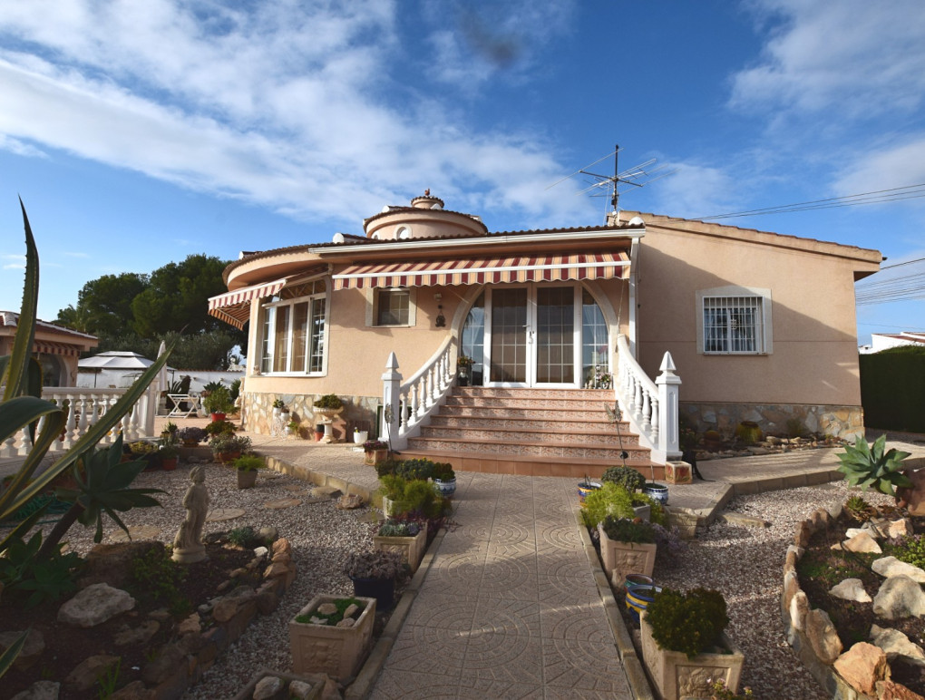 Resale - Detached Villa - Ciudad Quesada