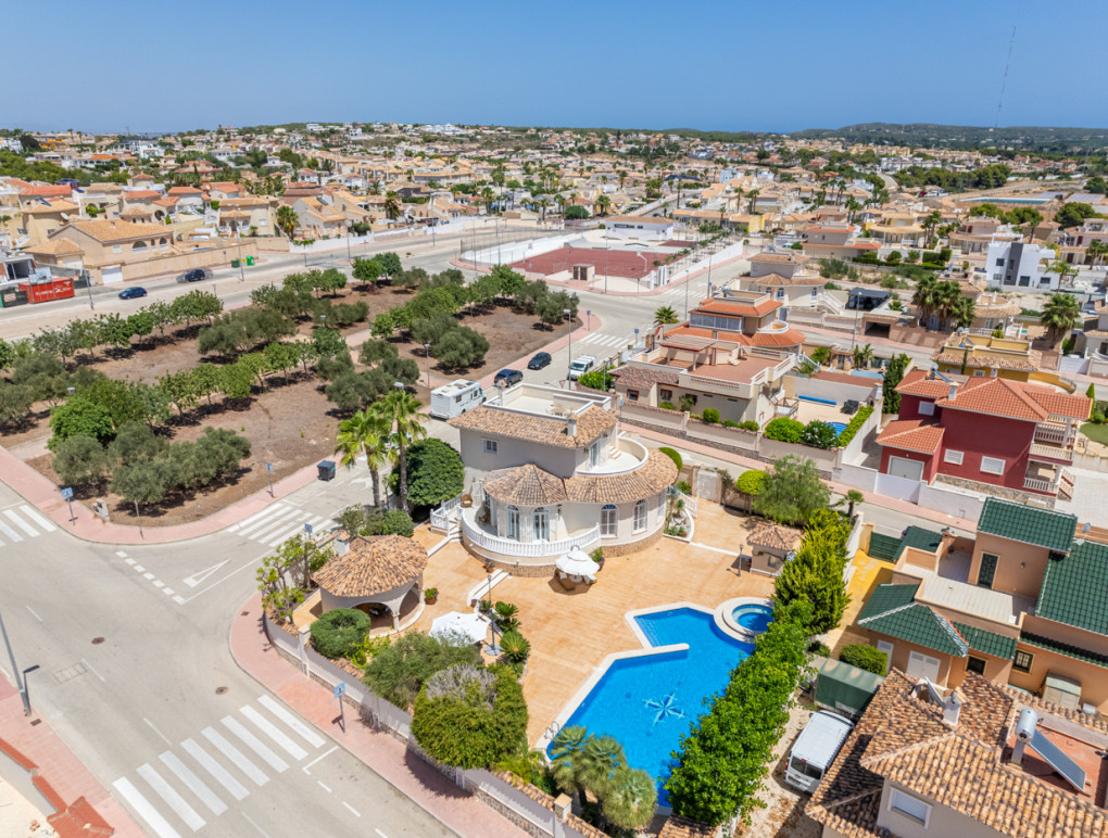 Resale - Detached Villa - Ciudad Quesada